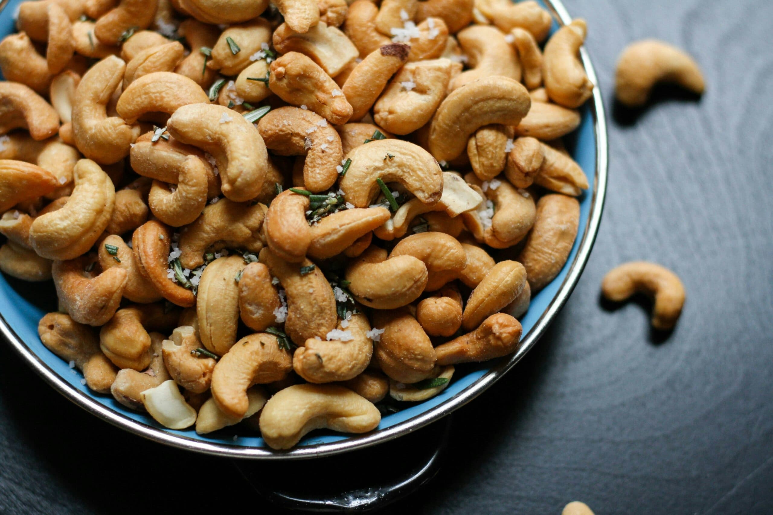 Taming the respiration and biological activity of cashews